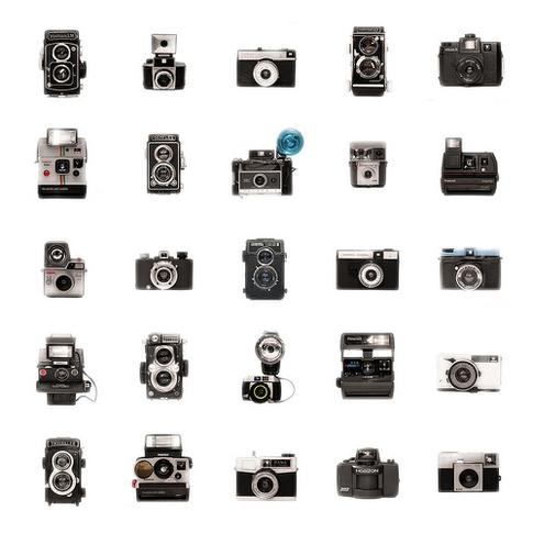Retro-Film-Polaroid-Cameras