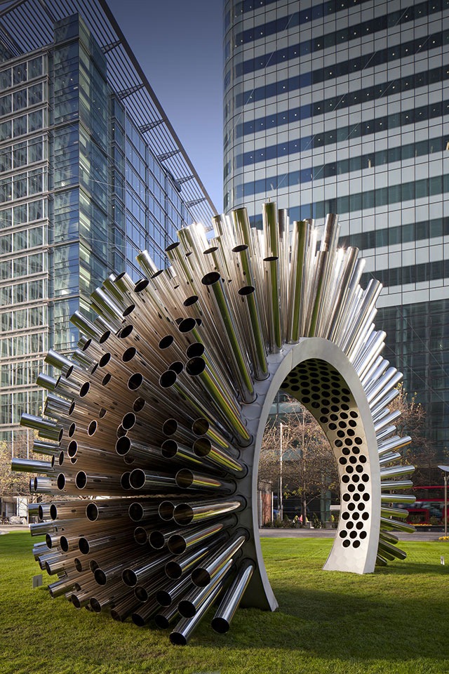 Aeolus-at-Canary-Wharf-1