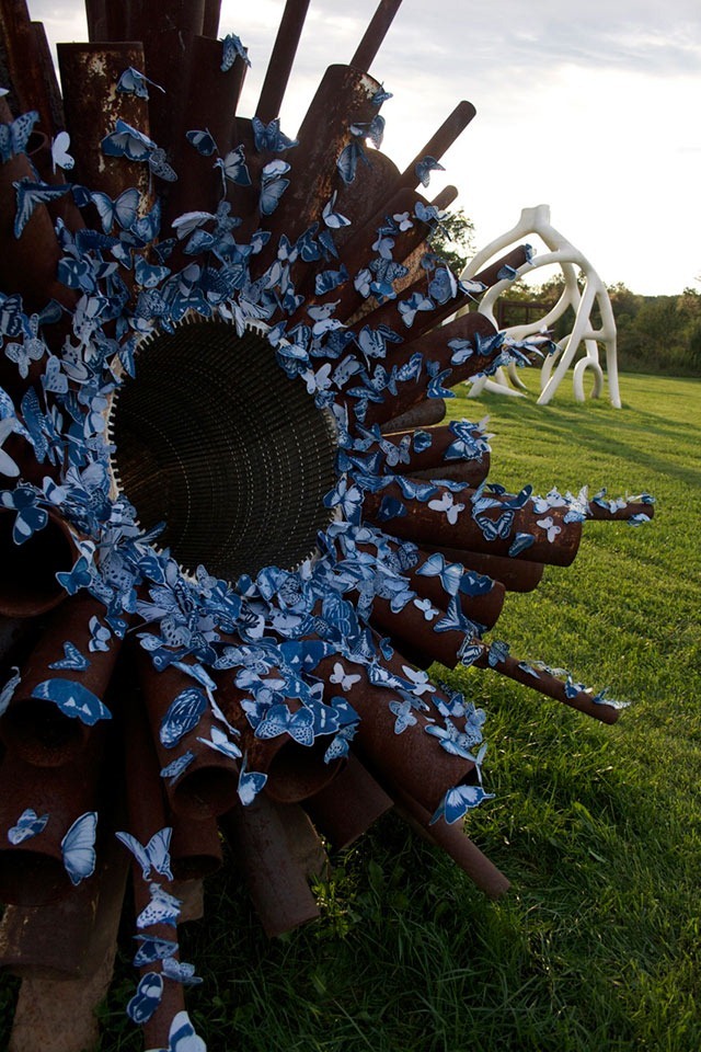 Guerilla-Sculptures-Tasha-Lewis