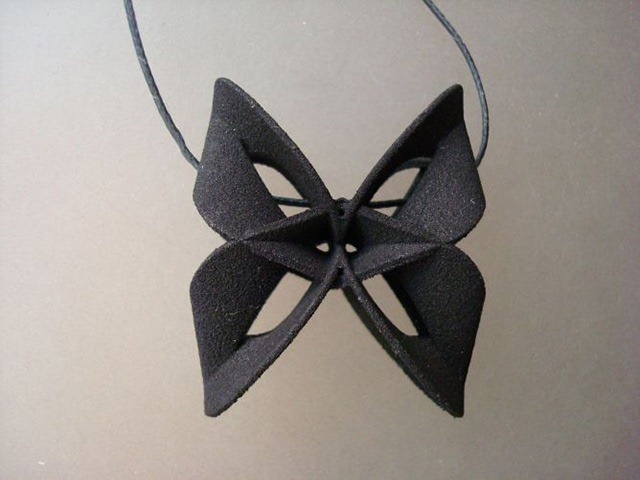 3D-Printed-Pendants-by-Aris-Papamarkakis-045