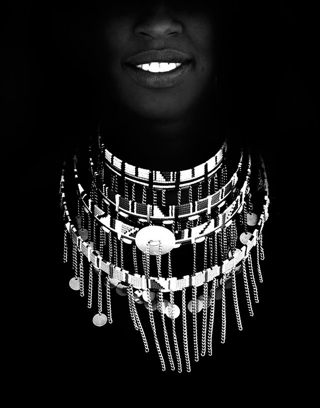 Masai-Woman-Pete-Johnson-Powerful-Black-and-White-Photography